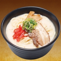 豚骨ラーメン(太麺)